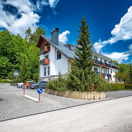 Apartament Jurosik *