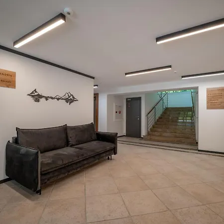 Jurosik Apartment *